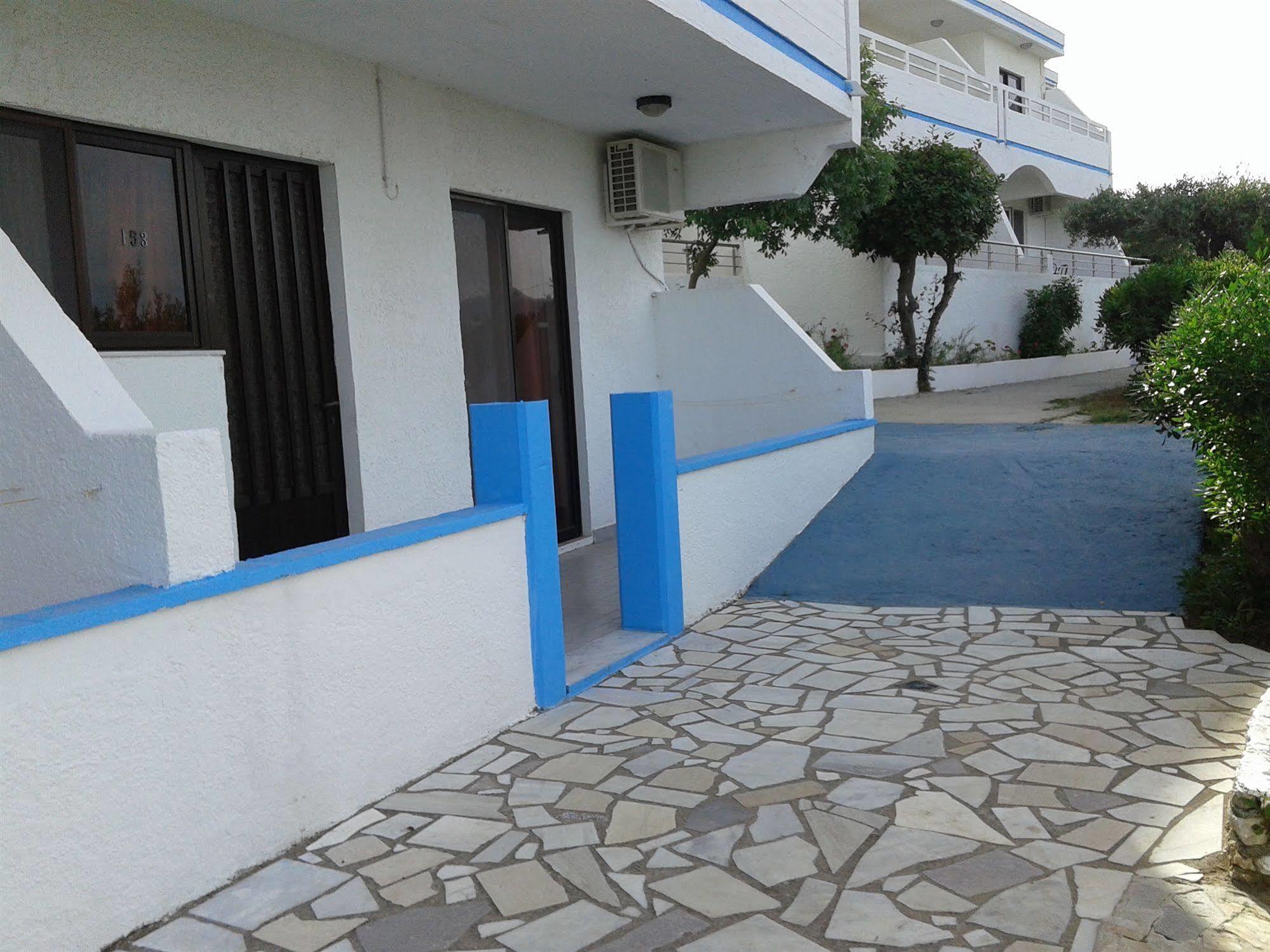Karavos 2*